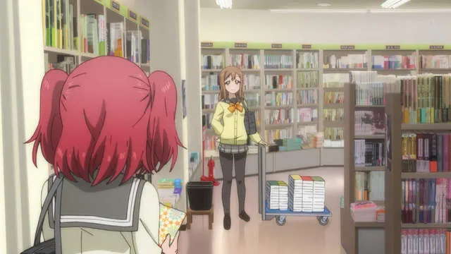 《LoveLive！Sunshine!!》书店突破次元壁 角色在书店偶遇-绝对领域
