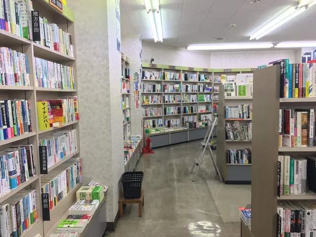 《LoveLive！Sunshine!!》书店突破次元壁 角色在书店偶遇
