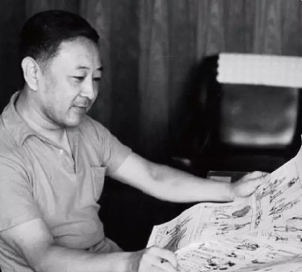港漫《老夫子》的作者是中国天津人王家禧，王家禧以长子的名字「王泽」为笔名开始画《老夫子》，并在1960、70年代获得了空前的成功。