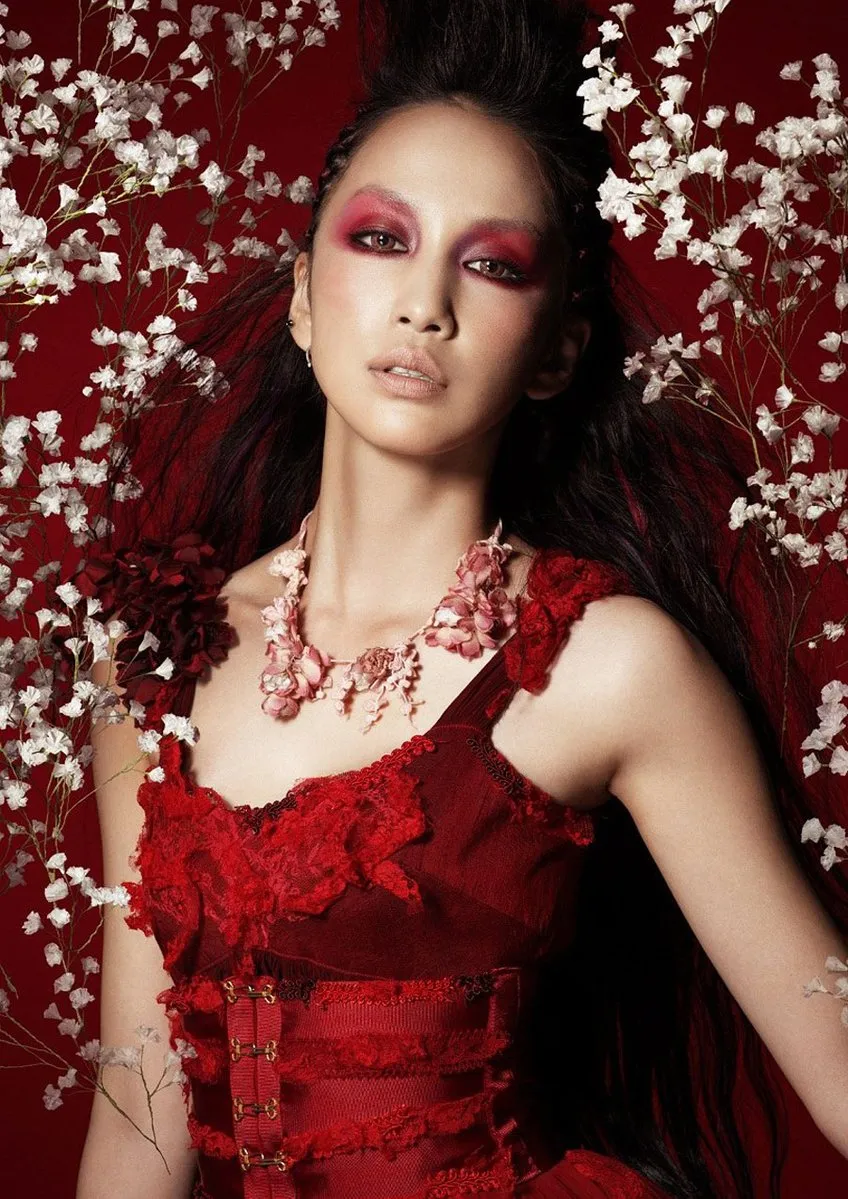 手机游戏《追忆之青》事前登录人数突破50万,著名歌手「中岛美嘉」确定为本作演唱形象歌曲!