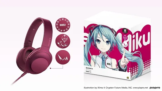 SONY宣布与「初音未来」合作推出h.ear on(MDR-100A)系列耳机,将分成两种款式来进行贩售!