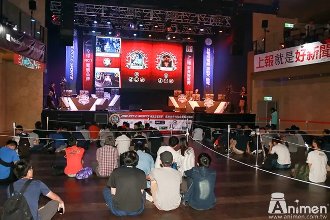 【现场直击】人气COSER＆实况主＆乡民同乐大会串！第3届「PTT E-sports电竞大赛」火热开打！