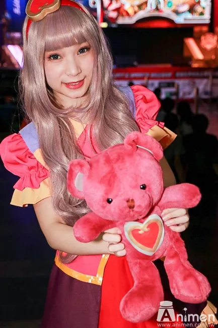 【现场直击】人气COSER＆实况主＆乡民同乐大会串！第3届「PTT E-sports电竞大赛」火热开打！