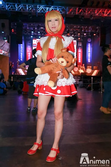 【现场直击】人气COSER＆实况主＆乡民同乐大会串！第3届「PTT E-sports电竞大赛」火热开打！