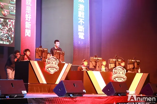 【现场直击】人气COSER＆实况主＆乡民同乐大会串！第3届「PTT E-sports电竞大赛」火热开打！