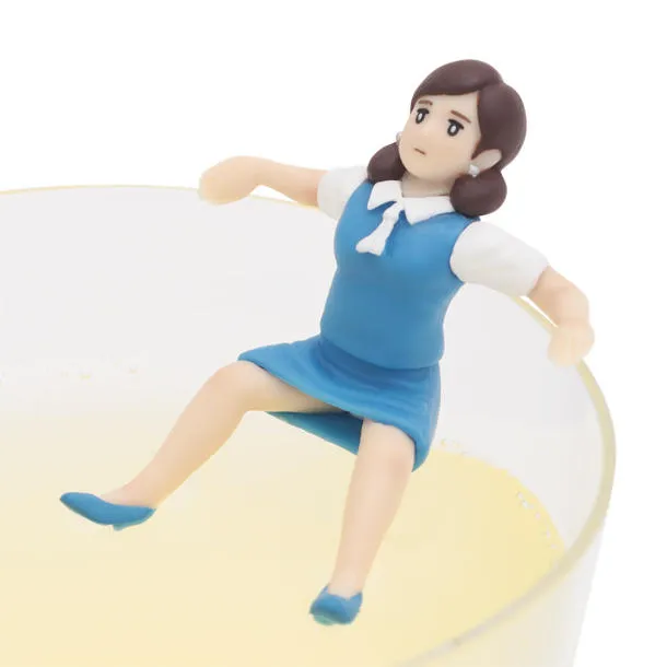 《杯缘子改名骚动!》你知道她改叫「OL人偶」了吗?而且原因居然来自NHK(惊)!!