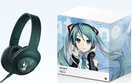 SONY宣布与「初音未来」合作推出h.ear on（MDR-100A）系列耳机，将分成两种款式来进行贩售！-绝对领域