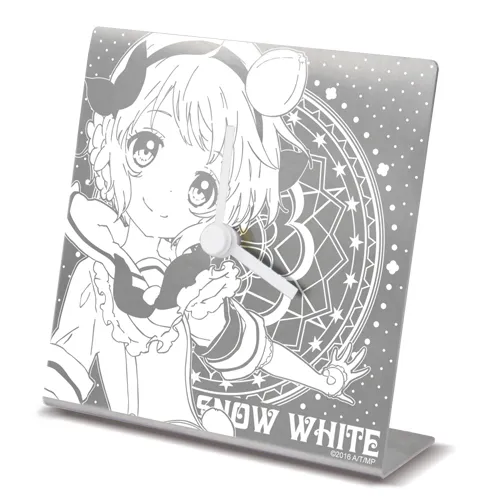 《魔法少女育成计划》将与「二次元COSPA」合作推出一系列周边,小型桌上时钟、携行包预计12月中旬发售!