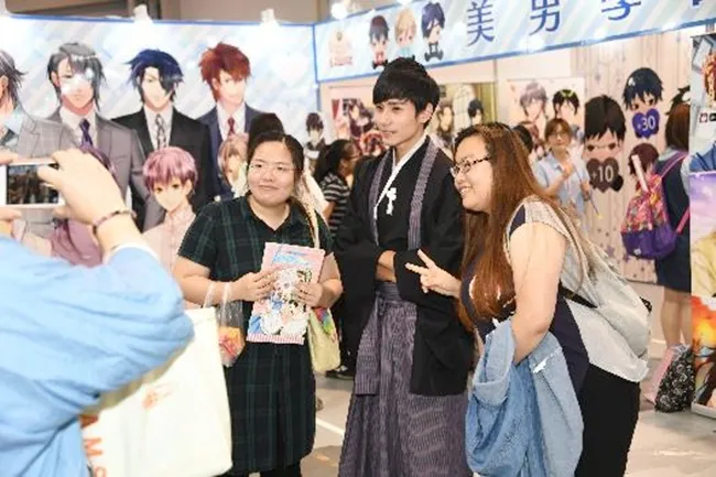 第四届梦HONEY嘉年华8,000人爆场!全台唯一少女漫画主题大型园游会 十二位漫画家梦幻齐聚大展「少女心」