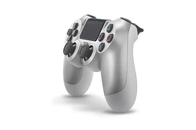 无线控制器 (DUALSHOCK 4）将于12月15日推出金色、银色两款新色