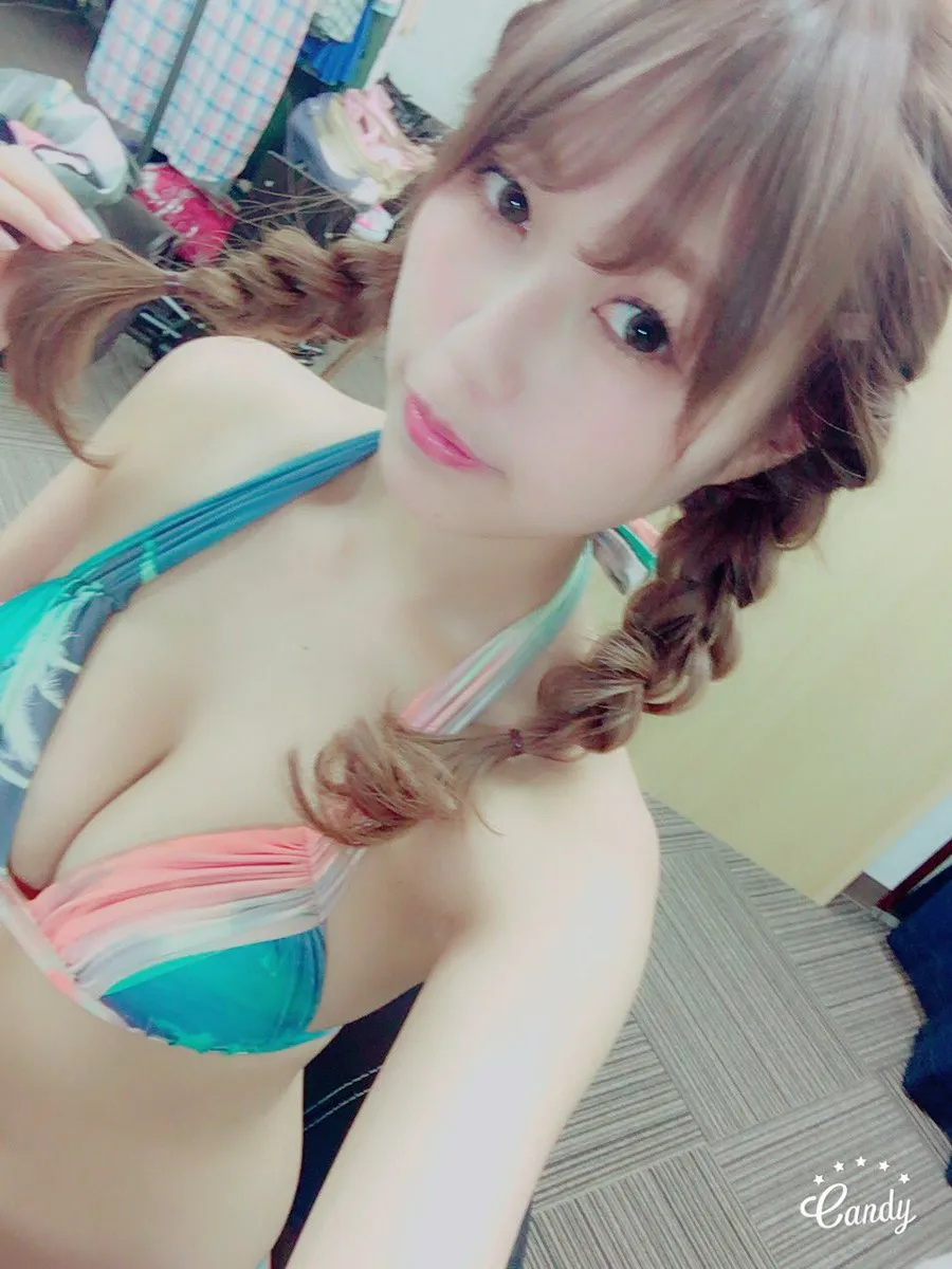 巨乳就要晒出来-日本“好胸日”写真偶像纷纷放大招