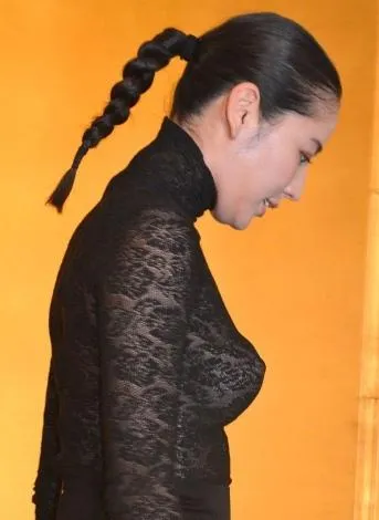 塑身内衣 镂空蕾丝-性感玩出花的长泽雅美