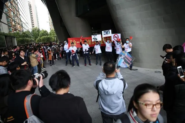 本是同根生 相煎何太急-谈AKB48 China新闻发布会外所谓爱国人士之举