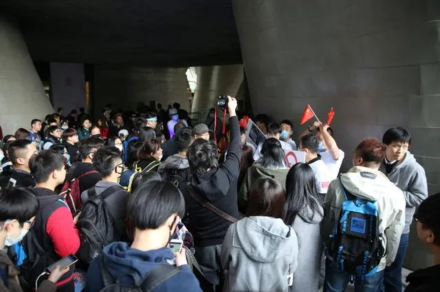 本是同根生 相煎何太急-谈AKB48 China新闻发布会外所谓爱国人士之举