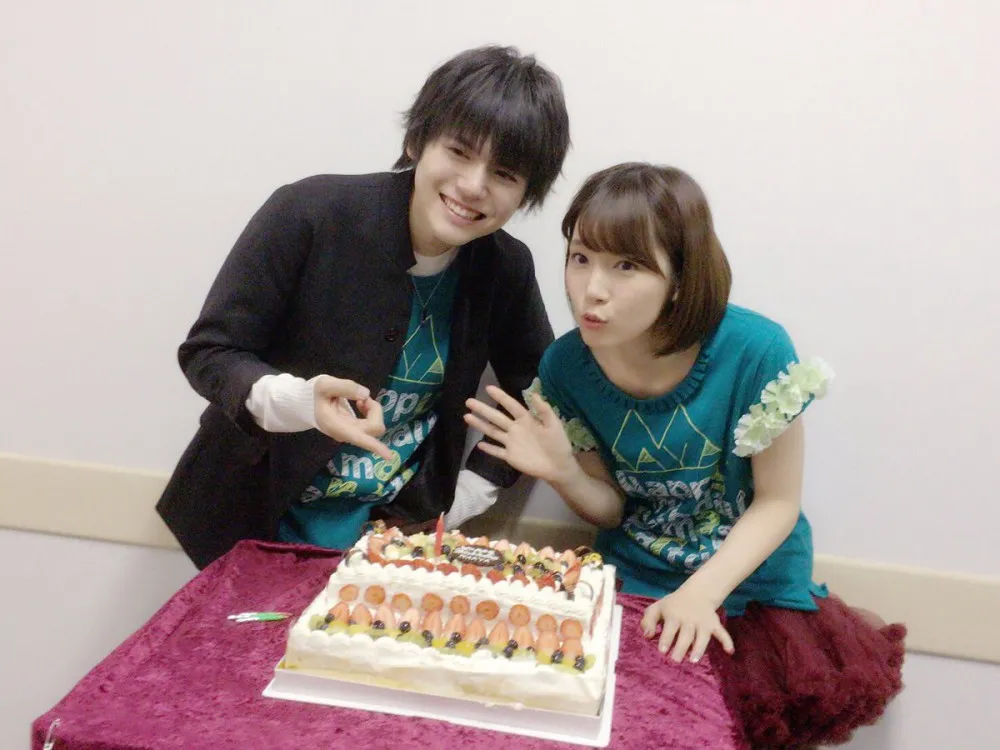 内田真礼27岁生日 姐弟共同庆祝