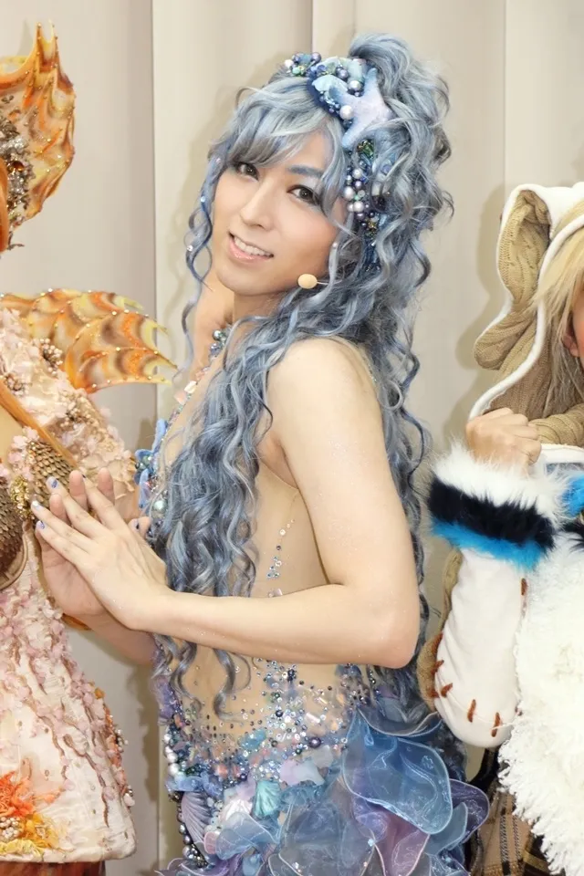 苍井翔太出演舞台剧 化身妖娆美人鱼