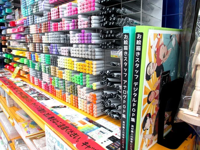 请问这些POP可以去申请商品版权后卖给我吗?安利美特仙台店里有这种画力高强的STAFF真让人惊艳!