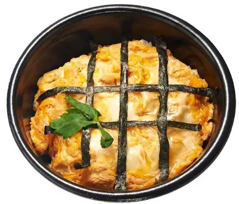 路过东京车站时肚子饿怎么办,就先来个七粒龙珠填肚子吧