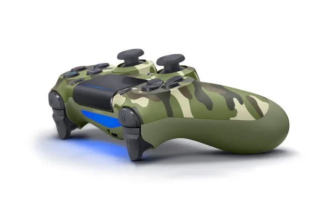 PS4 新色「冰河白」及无线控制器新色「冰河白」、「迷彩绿」将于1月19日在台上市
