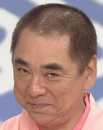 快进来收集表符XD!《10种腐女的表情》相信你一定也有这样的经验…