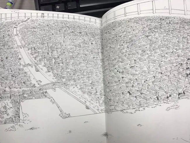 《进击的巨人公式着色本ATTACK ON TITAN COLORING BOOK》-越上色压力越大的着色本‧袭来