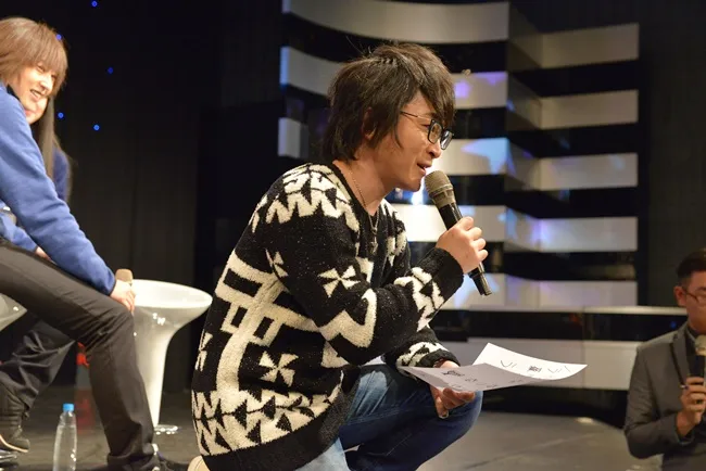日本人气双声优斎贺光希、阿部敦登台,亲切率直魅力电翻全场 亲送情人节巧克力,粉丝激动眼眶泛泪