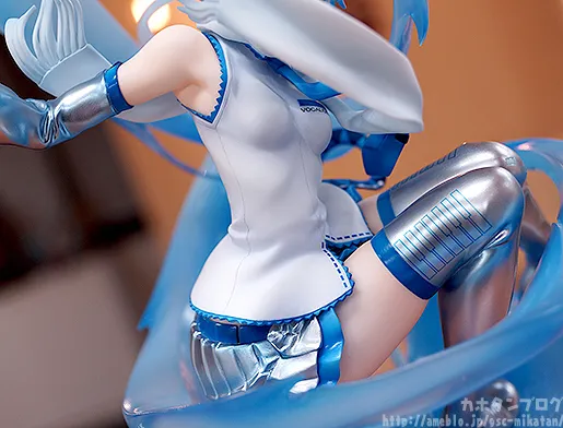 15周年纪念1/7PVC雪初音登场❉❉