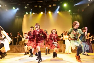 Lunar女团参演「FLYING PIRATES小飞侠彼得潘之梦幻岛漂流记」本周五开演