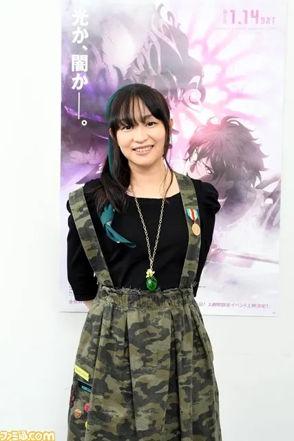 粉丝过十万花泽香菜画鸡纪念 川澄绫子手握咖喱棒-声之颜第十七期