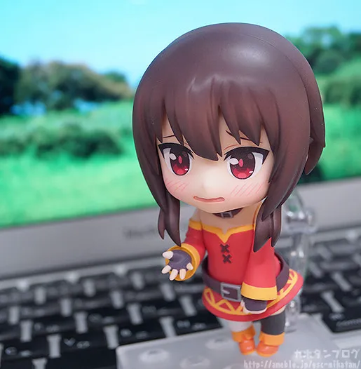 中二爆裂娘-「为美好世界献上祝福!」爆裂魔法使惠惠粘土人