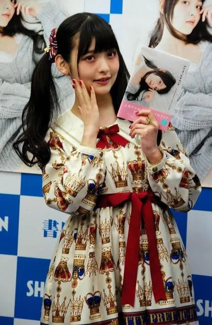 不要冲着泳衣来买我的写真集,那只是海豹!-上坂堇宣传写真集时如是说