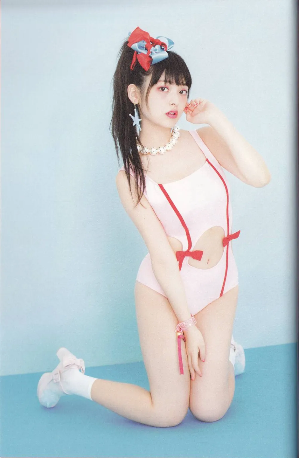 不要冲着泳衣来买我的写真集,那只是海豹!-上坂堇宣传写真集时如是说