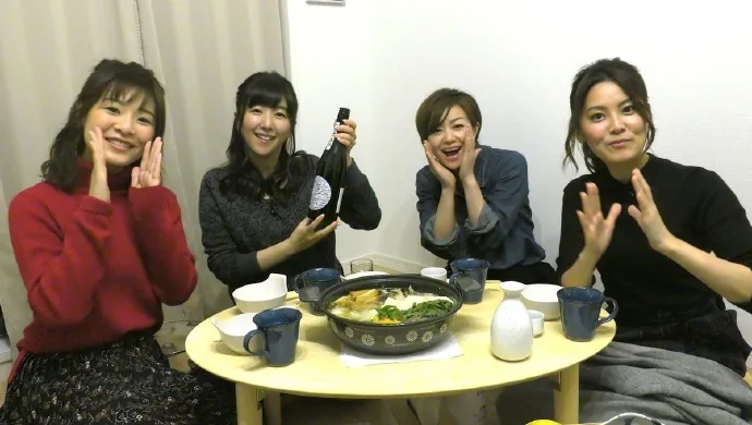 赤崎千夏 茅野爱衣 田村睦心 金元寿子 M·A·O折扇端庄眼镜娘 上坂堇巫女服家里打滚-声之颜第十八期