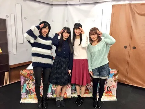 诹访彩花 原田彩枫 高仓有加 咲咲木瞳 M·A·O折扇端庄眼镜娘 上坂堇巫女服家里打滚-声之颜第十八期