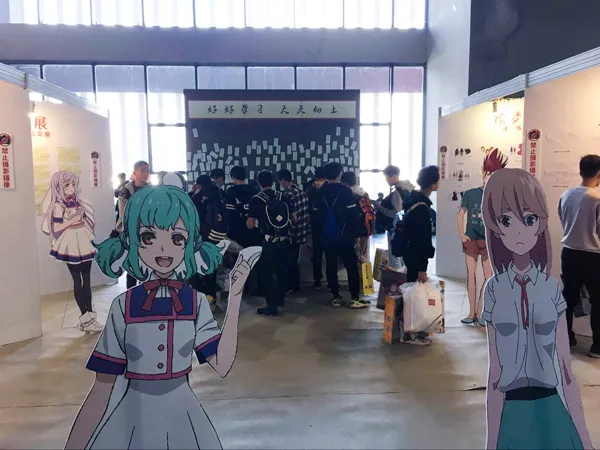 绘梦动画主题原画展亮相元旦萤火虫 百余幅设定资料首次线下披露