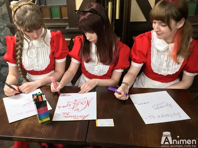 【独家专访】俄罗斯籍女仆咖啡厅「ItaCafe」人气COSER「Nastyan」可爱现身,为大家送上一道道美味餐点!