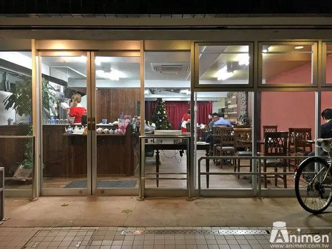 【独家专访】俄罗斯籍女仆咖啡厅「ItaCafe」人气COSER「Nastyan」可爱现身，为大家送上一道道美味餐点！