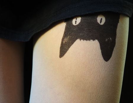 《若隐若现的可爱小黑猫裤袜&#128062;》喜欢穿热裤的女孩们必买♥我也好想当那只小猫啊…