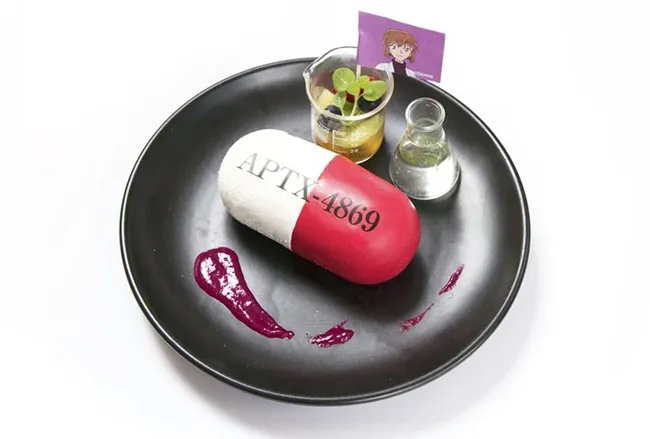 《名侦探柯南限定Cafe》将于3月开幕!所以吃了APTX4869慕斯蛋糕配白干儿真的会变小吗XD?