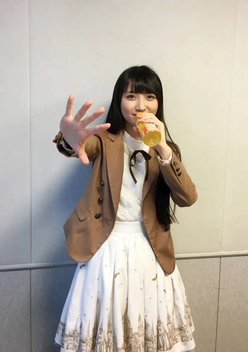 山崎惠理 龙女戴角齐上阵 人渣主役谈人生-声之颜第十九期