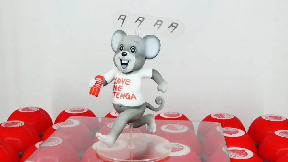 拿着飞机杯奔跑的老鼠-漫☆画太郎×TENGA合作TEE实体化-绝对领域