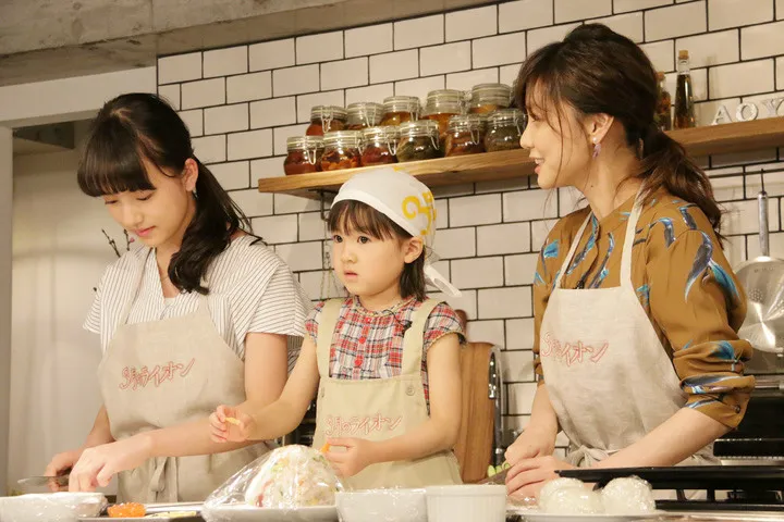 参与『3月的狮子』女儿节宣传活动 新海诚女儿被问及父亲相关问题