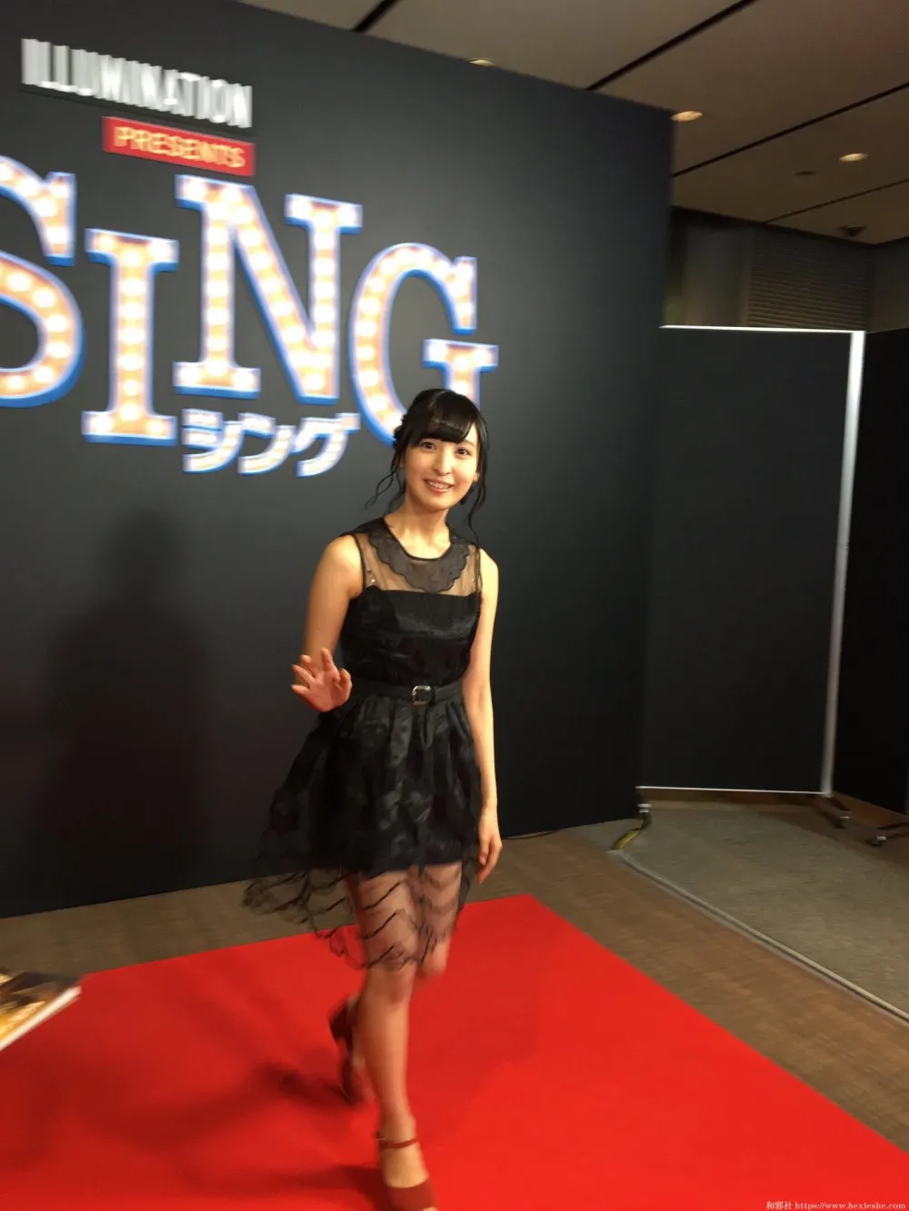 佐仓绫音参与『欢乐好声音』日本首映礼-美人声优走上红地毯