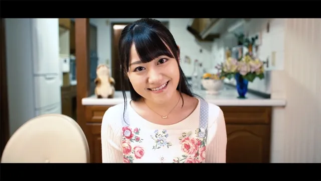 人气声优「小仓唯」首次挑战戏剧演出,与肯德基爷爷共演迷你小剧场!那位男性声优也将预定登场…!?