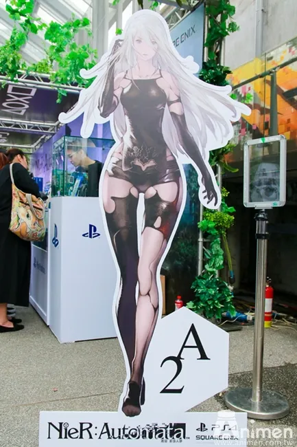【现场直击】《尼尔 自动人形》繁中版抢先体验活动，人气COSER「Misa」扮演2B互动宣传！