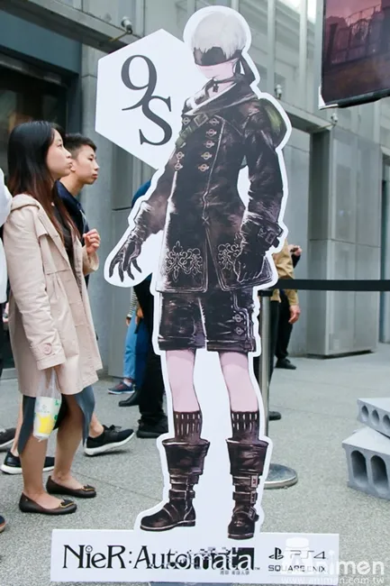 【现场直击】《尼尔 自动人形》繁中版抢先体验活动,人气COSER「Misa」扮演2B互动宣传!