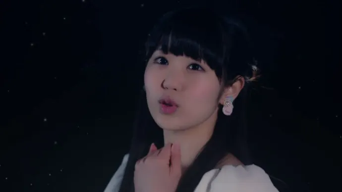 可爱学生妹-东山奈央JK装出演『月色真美』OP MV
