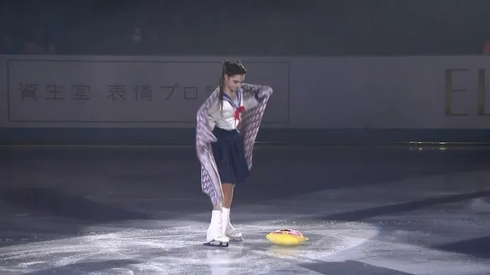 『冰上的尤里』迷妹梅德韦杰娃再度在日本表演美少女战士花样滑冰节目