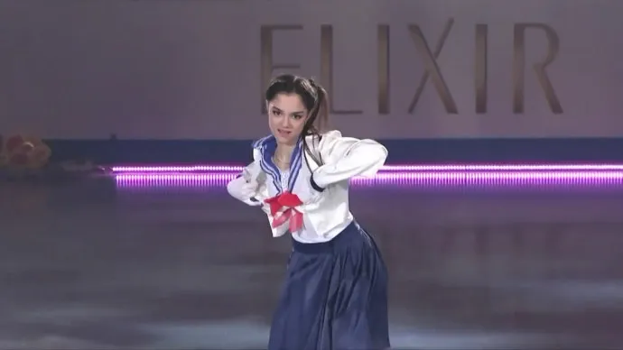 『冰上的尤里』迷妹梅德韦杰娃再度在日本表演美少女战士花样滑冰节目