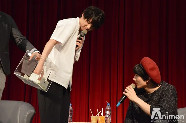 【现场直击】2.5舞台剧演员「小南光司」与「赤泽辽太郎」来台举办见面会!两人害羞为粉丝喂食甜点♥